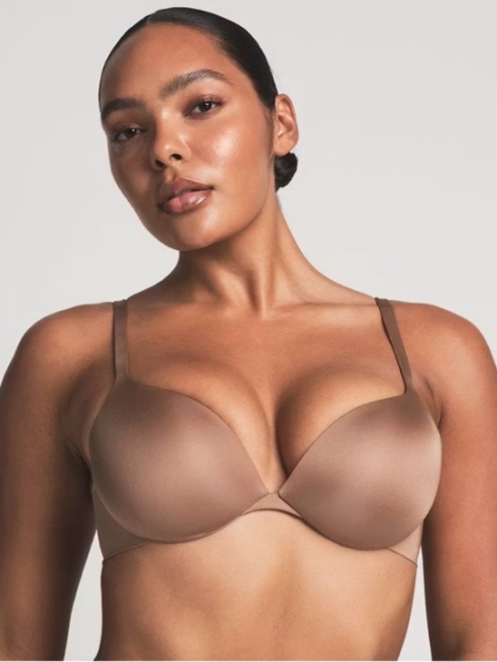 SKIMS Smooth Push-Up Bra in Brown